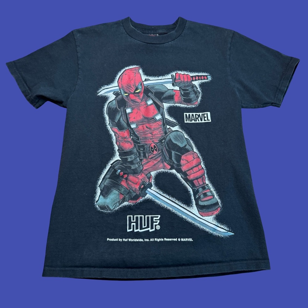 HUF Marvel Deadpool T Shirt Small Mens Black Comic Katana Graphic Cotton Y2K